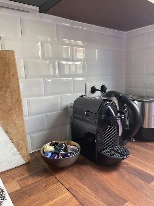 Charmant Appartement Au Coeur Du Marais Париж